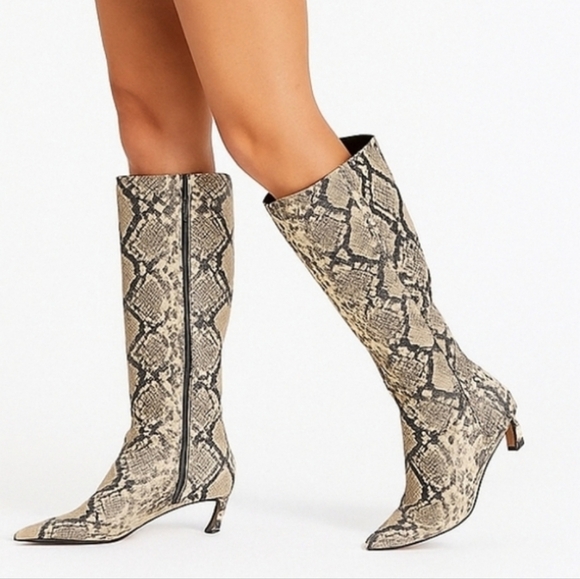 Gianni Bini Shoes - Gianni Bini Beige and Black Heeled Boots Size 7M